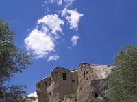 Verdrehte Felswände im Çat Tal